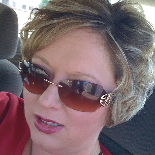 Renee Bell Photo 7