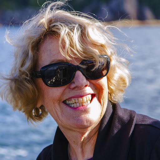 Barbara Chambers Photo 13