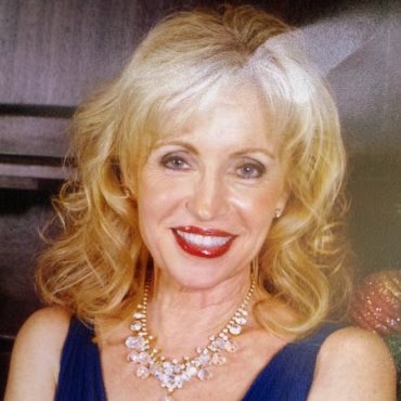 Nancy Donahue Photo 31