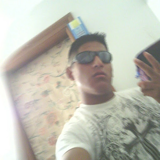 Luis Lala Photo 8