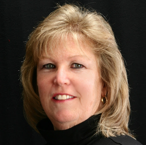 Kathleen Moore Photo 27