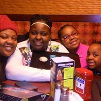 Toya Robinson Photo 10