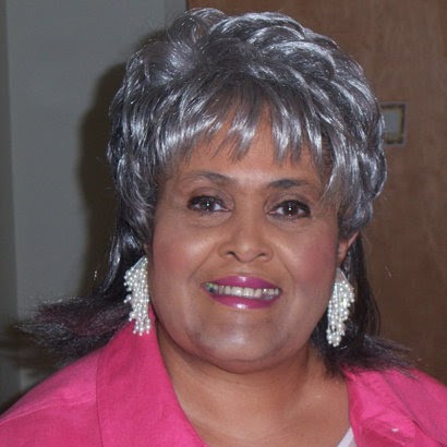 Geraldine Chandler Photo 15