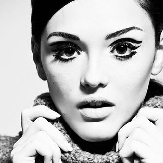 Tracy Lord Photo 35