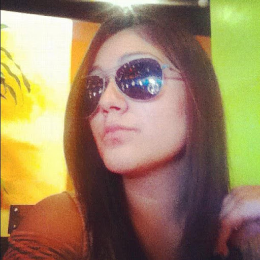 Leslie Lopez Photo 42