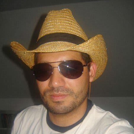 Jose Quinteros Photo 24