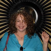 Beth Rhoades Photo 15