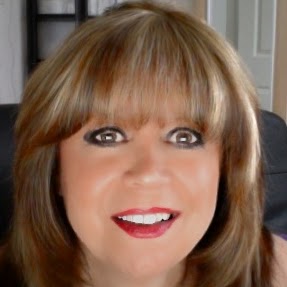 Lorraine Robinson Photo 12