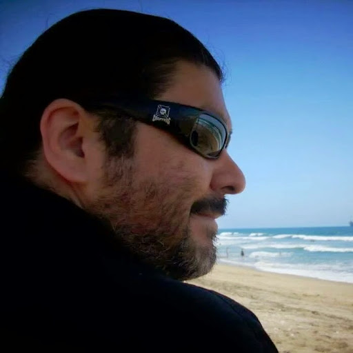 Fernando Hernandez Photo 37