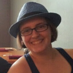 Sarah Taylor Photo 34