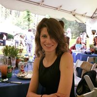 Sarah Thompson Photo 51