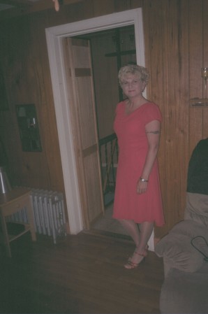 Sally Watkins Photo 27