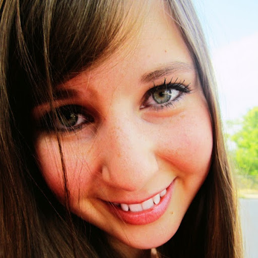 Shayna Duncan Photo 9