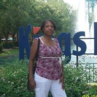 Vivian Robinson Photo 4