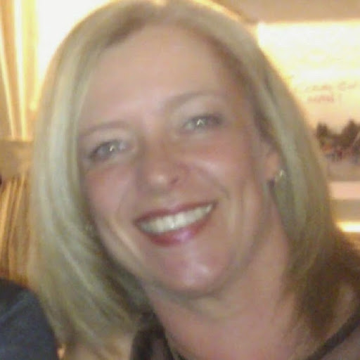 Julie Rodgers Photo 32