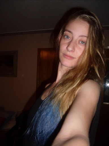 Elizabeth Mahan Photo 25
