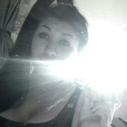 Cinthya Gomez Photo 10