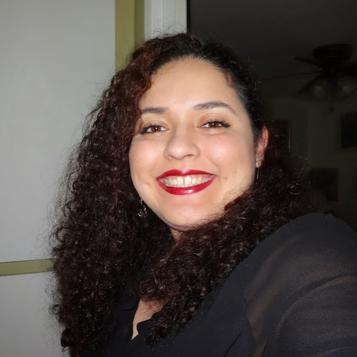 Angela Maynard Photo 15