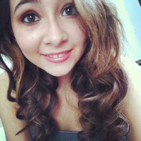 Claudia Clark Photo 6