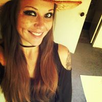 Danielle Fleming Photo 29