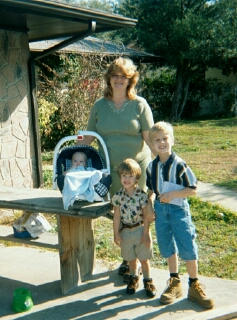 Connie Hardy Photo 19