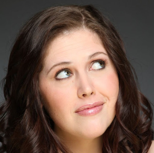 Jacqueline Baxter Photo 5