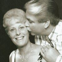 Julie Chase Photo 25