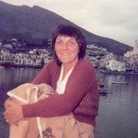Elizabeth Redman Photo 17