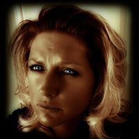 Jennifer Howe Photo 9