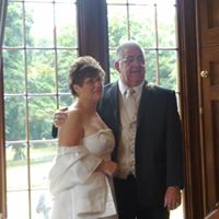 Angela Poole Photo 17
