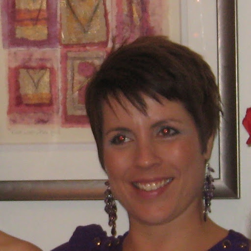 Suzanne Richards Photo 21