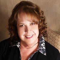 Barbara Knowles Photo 29