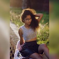 Jessica Luna Photo 14