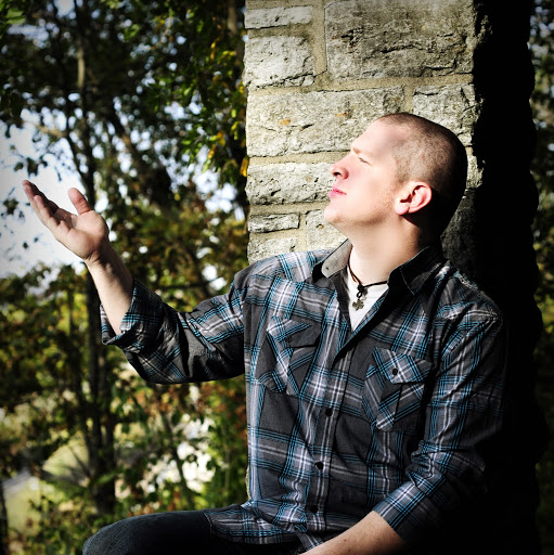 Andrew Riley Photo 37