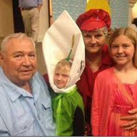Maxine Robbins Photo 9