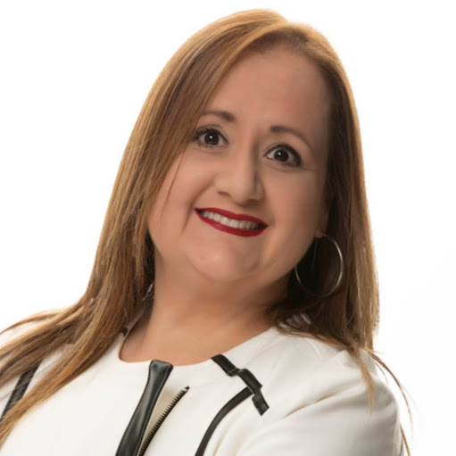 Alexandra Caraballo Photo 23