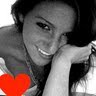 Julia Hewitt Photo 7