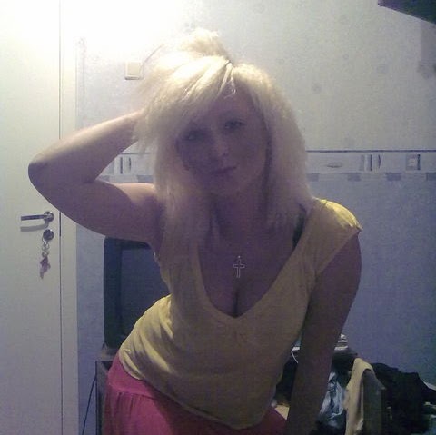 Victoria Bush Photo 8