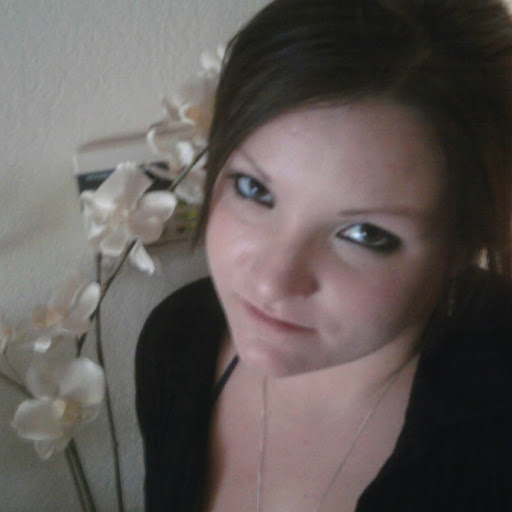 Erin Dunlap Photo 16