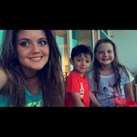 Elizabeth Craig Photo 17