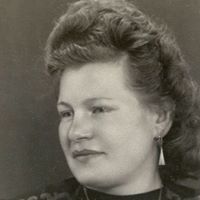 Martha Decker Photo 23