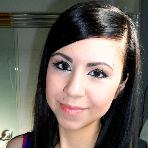 Elizabeth Cavazos Photo 32