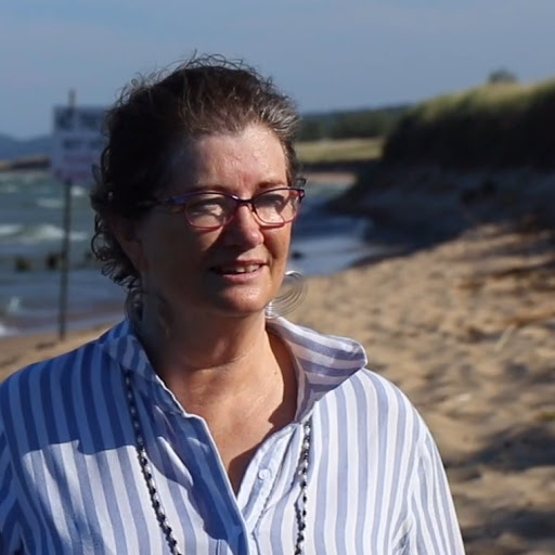 Sandra Hansen Photo 15