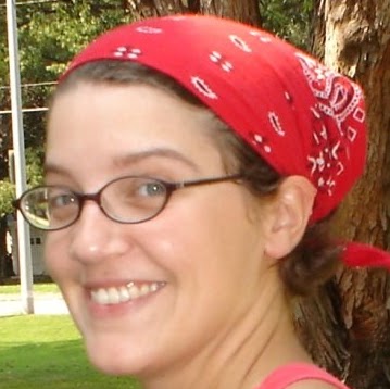 Laura Hunt Photo 37