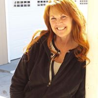 Angela Whiting Photo 32