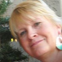 Cindy Leonard Photo 37