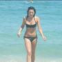 Samantha Stirling Photo 16