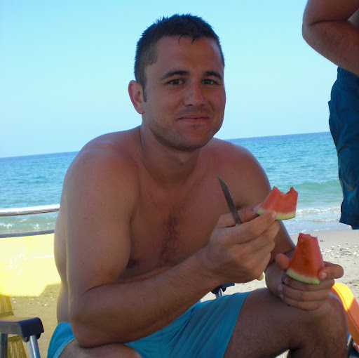 Manuel Ruiz Photo 29
