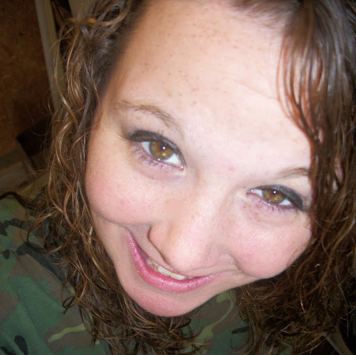 Stephanie Tucker Photo 32
