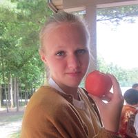 Sarah Heinz Photo 24